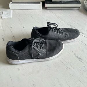 Travis Mathew Cuater Dark Gray casual shoes